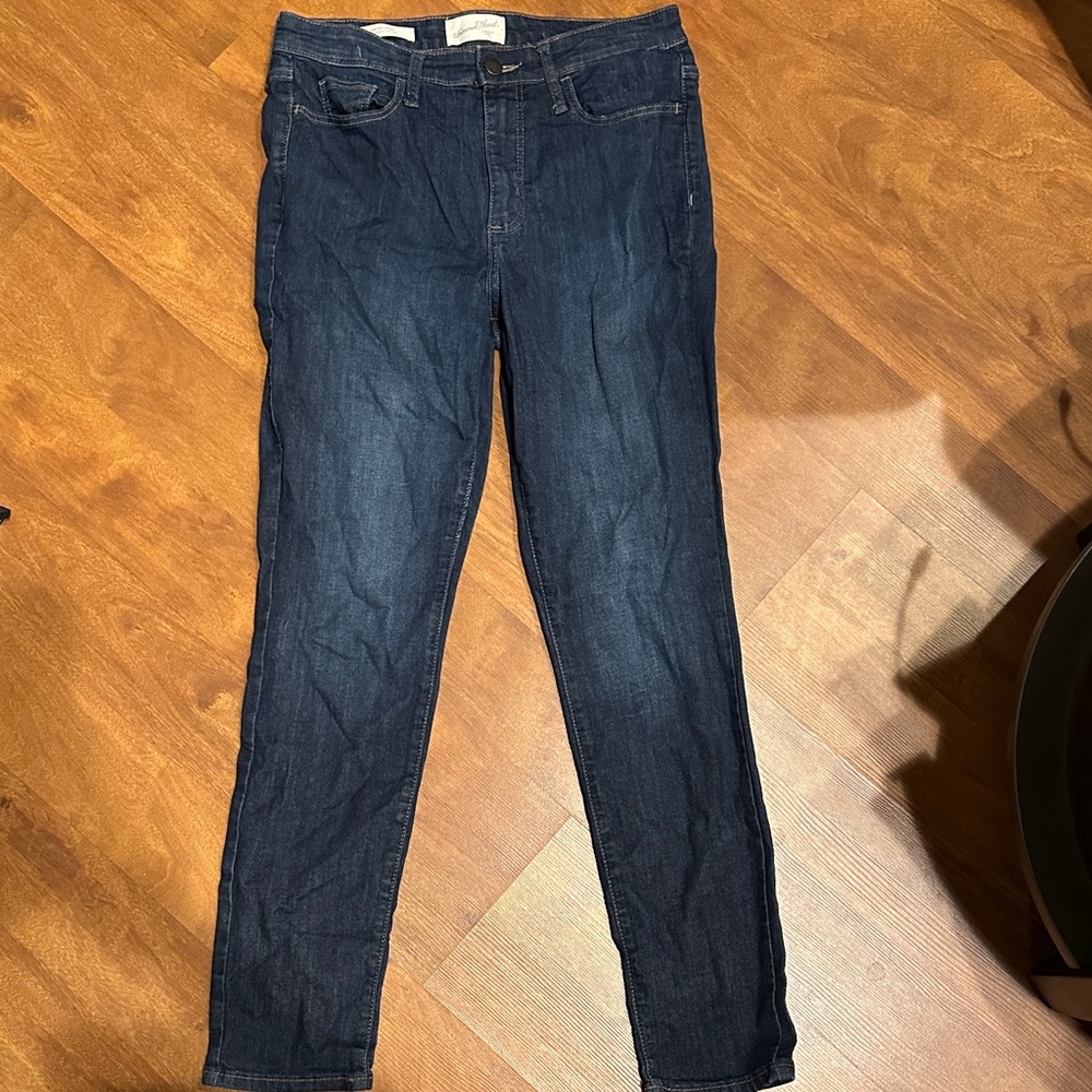 Universal Thread Women's Deep Indigo Skinny Jeans